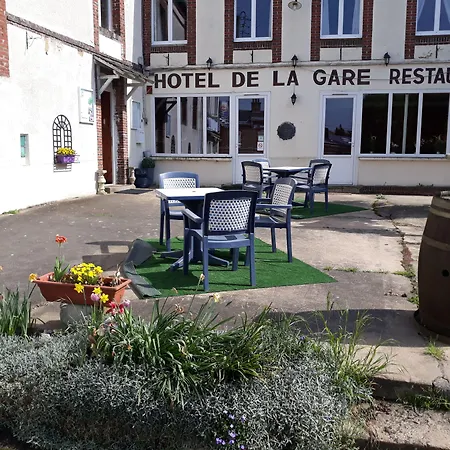 De La Gare Sainte-Gauburge-Sainte-Colombe