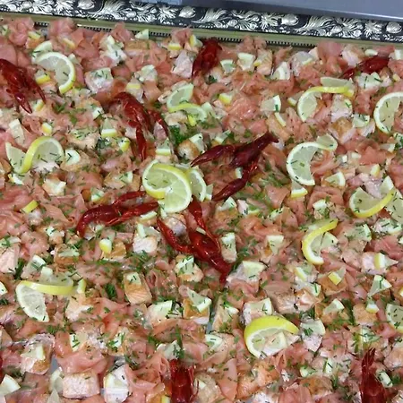 ホテル De La Gare Sainte-Gauburge-Sainte-Colombe