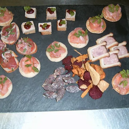 De La Gare * Sainte-Gauburge-Sainte-Colombe