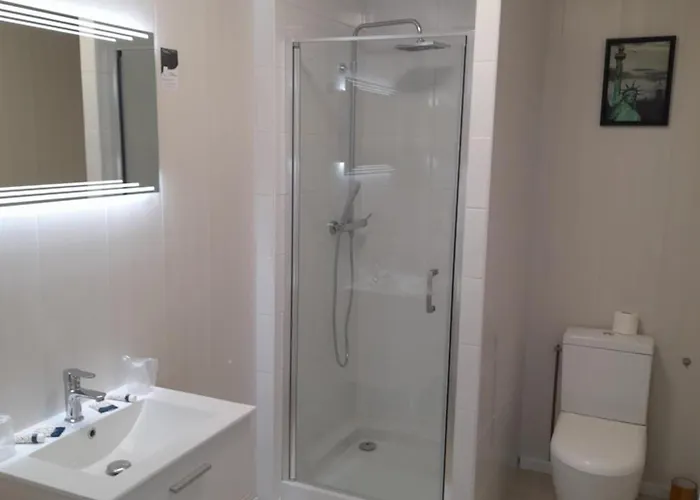 De La Gare 호텔 Sainte-Gauburge-Sainte-Colombe