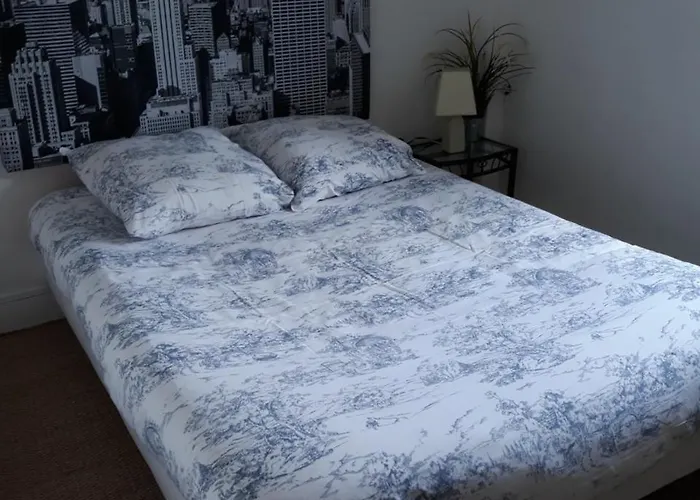 De La Gare 호텔 Sainte-Gauburge-Sainte-Colombe