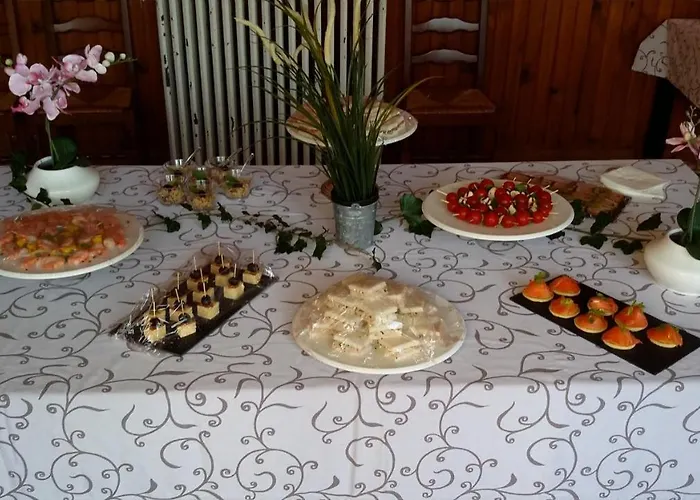 De La Gare * Sainte-Gauburge-Sainte-Colombe